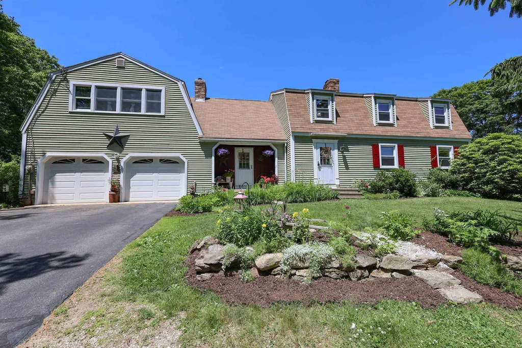27 Woodhill Hooksett Road Bow NH 03304