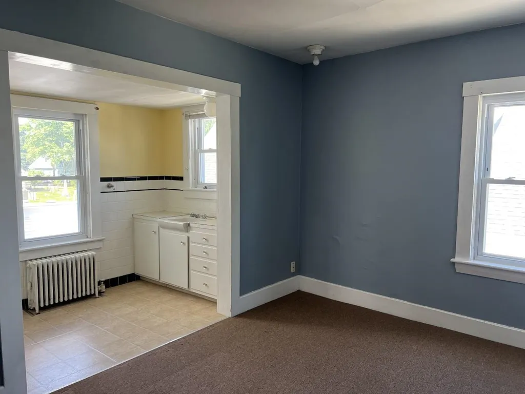 36 Taylor Street Keene NH 03431