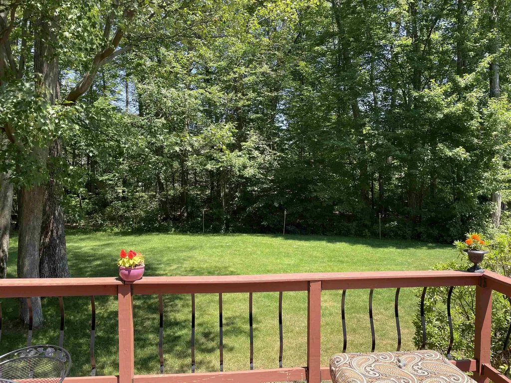 199 Nice Way Colchester VT 05446