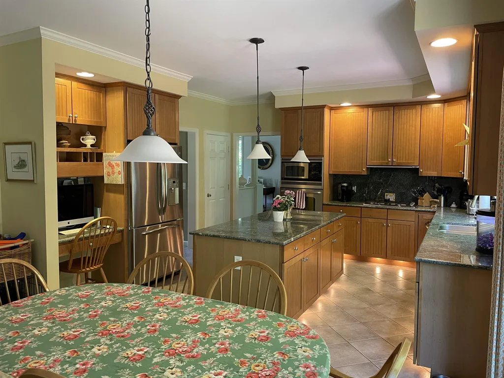 199 Nice Way Colchester VT 05446