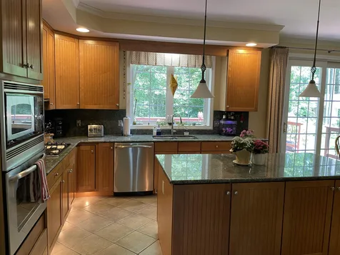 199 Nice Way Colchester VT 05446