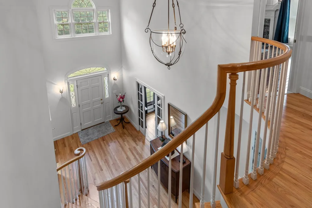 15 Flintlock Farm Road Dunbarton NH 03046