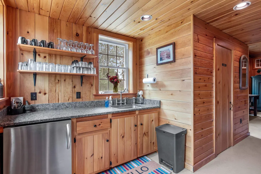 15 Flintlock Farm Road Dunbarton NH 03046