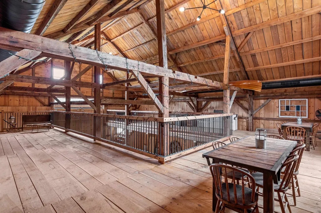 15 Flintlock Farm Road Dunbarton NH 03046
