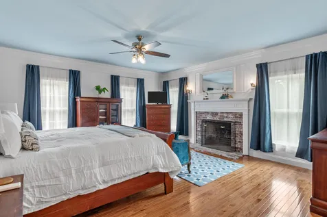 15 Flintlock Farm Road Dunbarton NH 03046