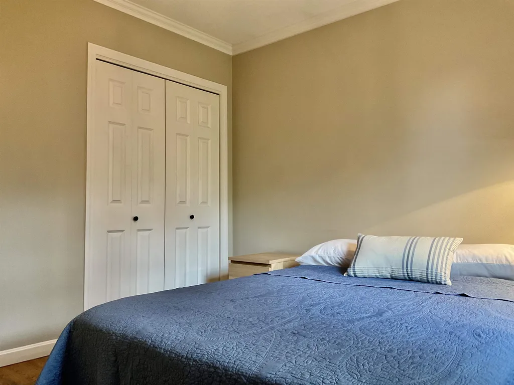 5 Fairview Avenue Hanover NH 03755
