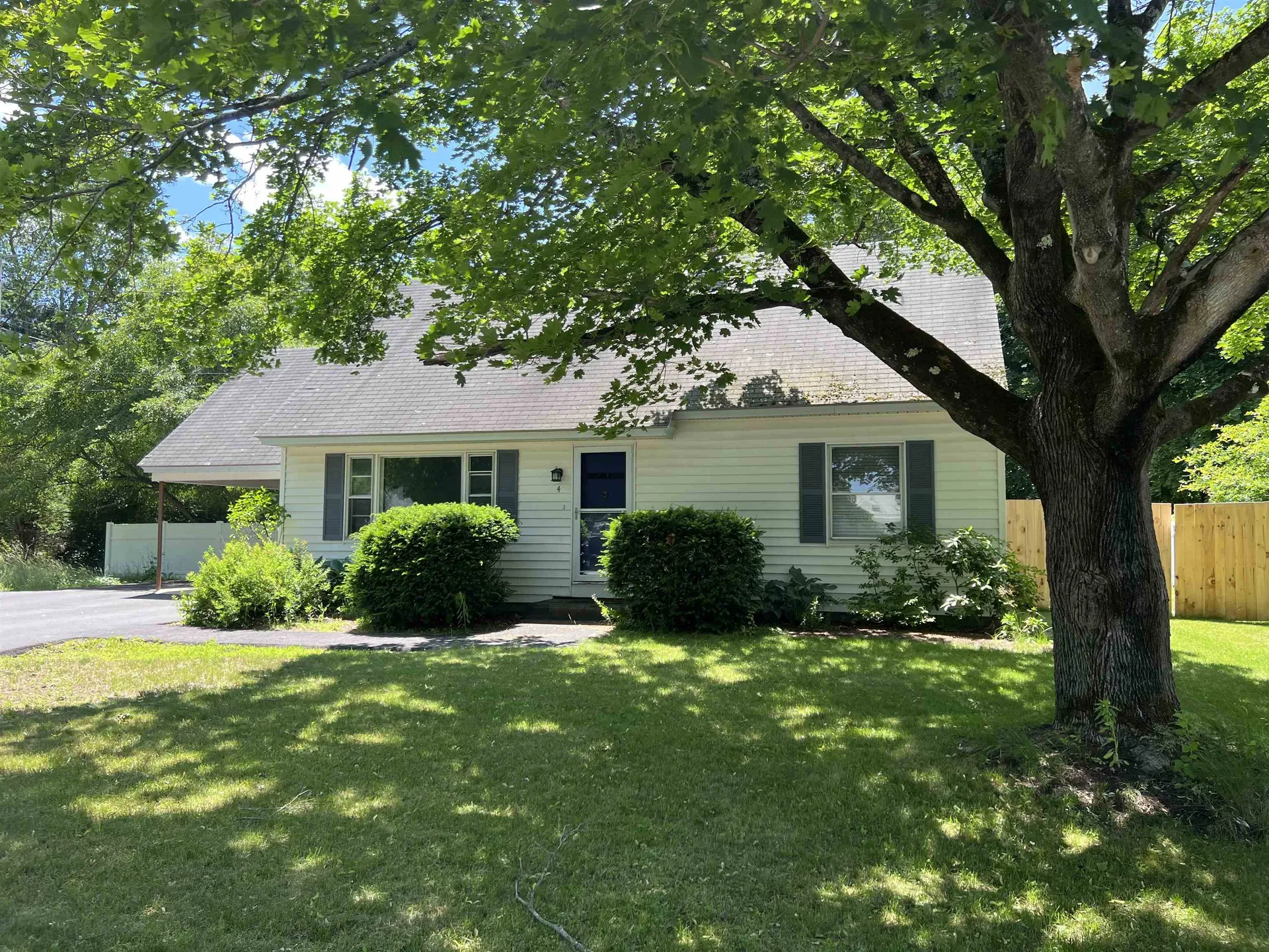 4 Bates Street Keene NH 03431