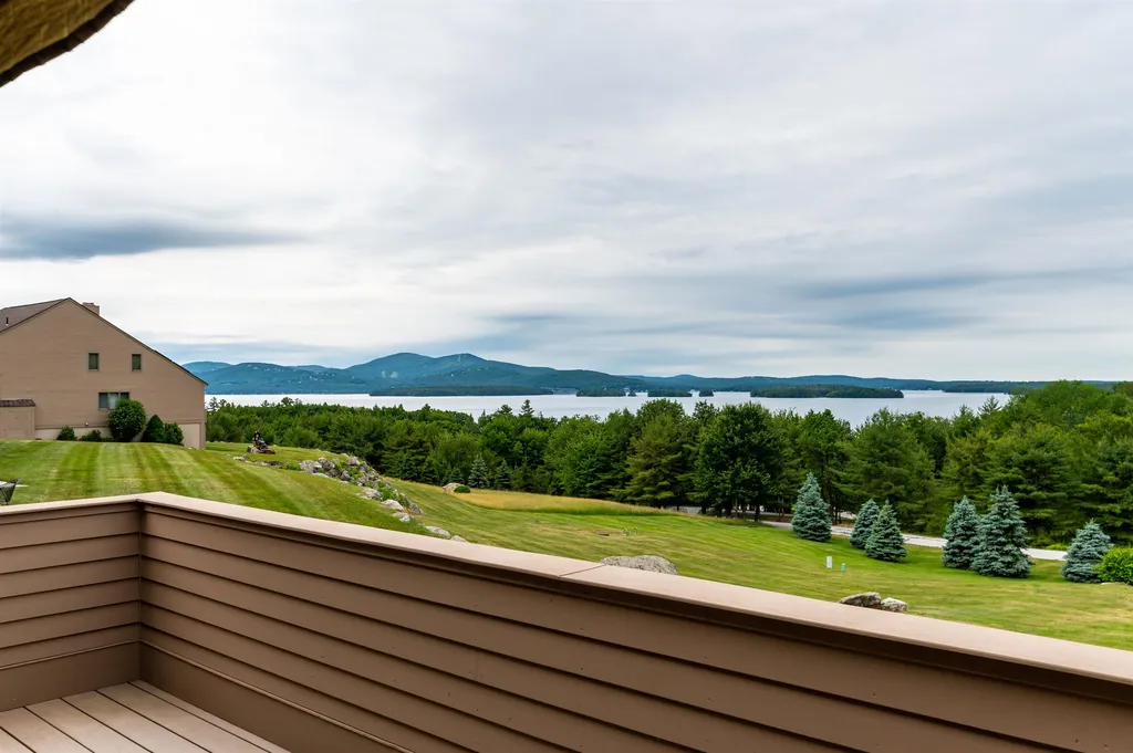 8 Topside Road Moultonborough NH 03254