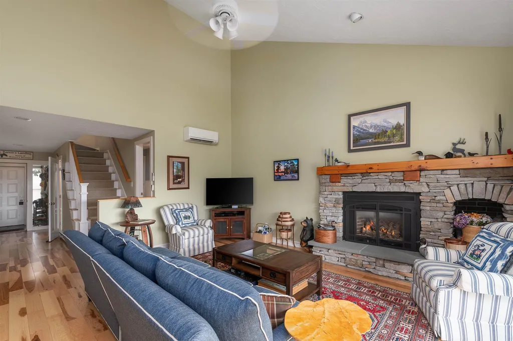 8 Topside Road Moultonborough NH 03254