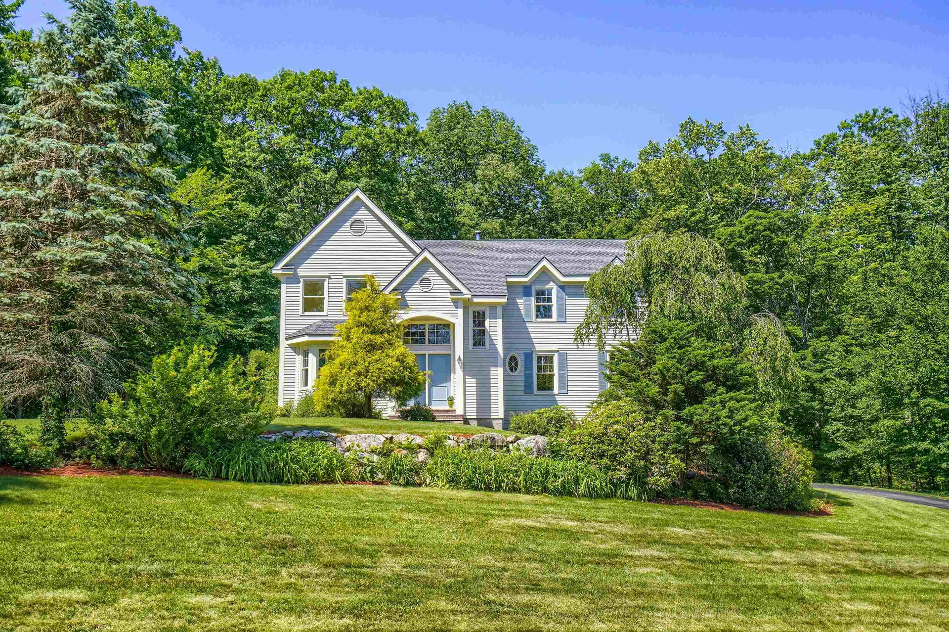 14 Dunlap Drive Bedford NH 03110