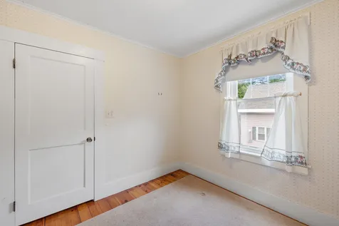 8 Fair Street Franklin NH 03235