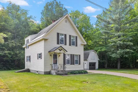 8 Fair Street Franklin NH 03235