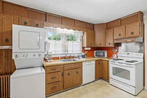 8 Fair Street Franklin NH 03235