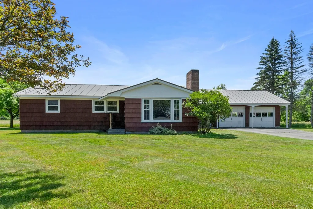 3 Hayward Road Plainfield NH 03781