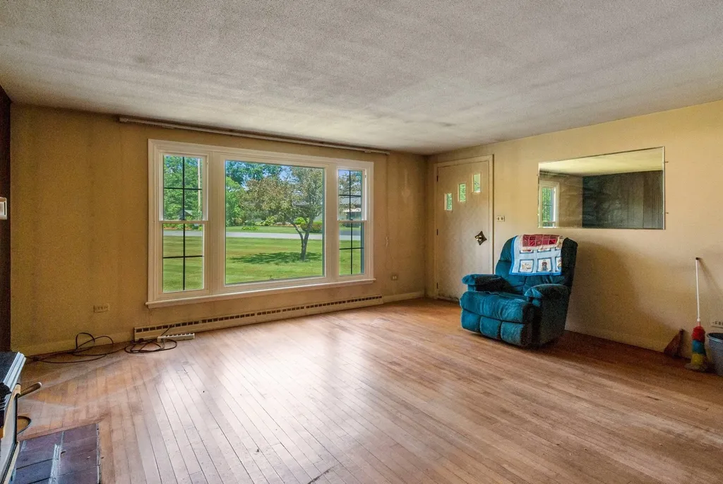 3 Hayward Road Plainfield NH 03781