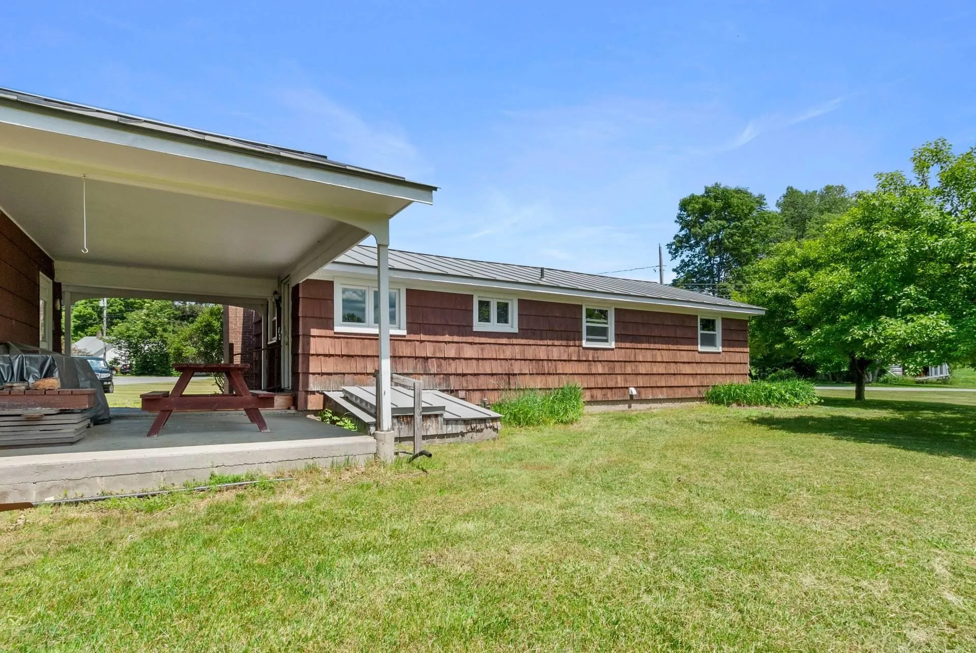 3 Hayward Road Plainfield NH 03781
