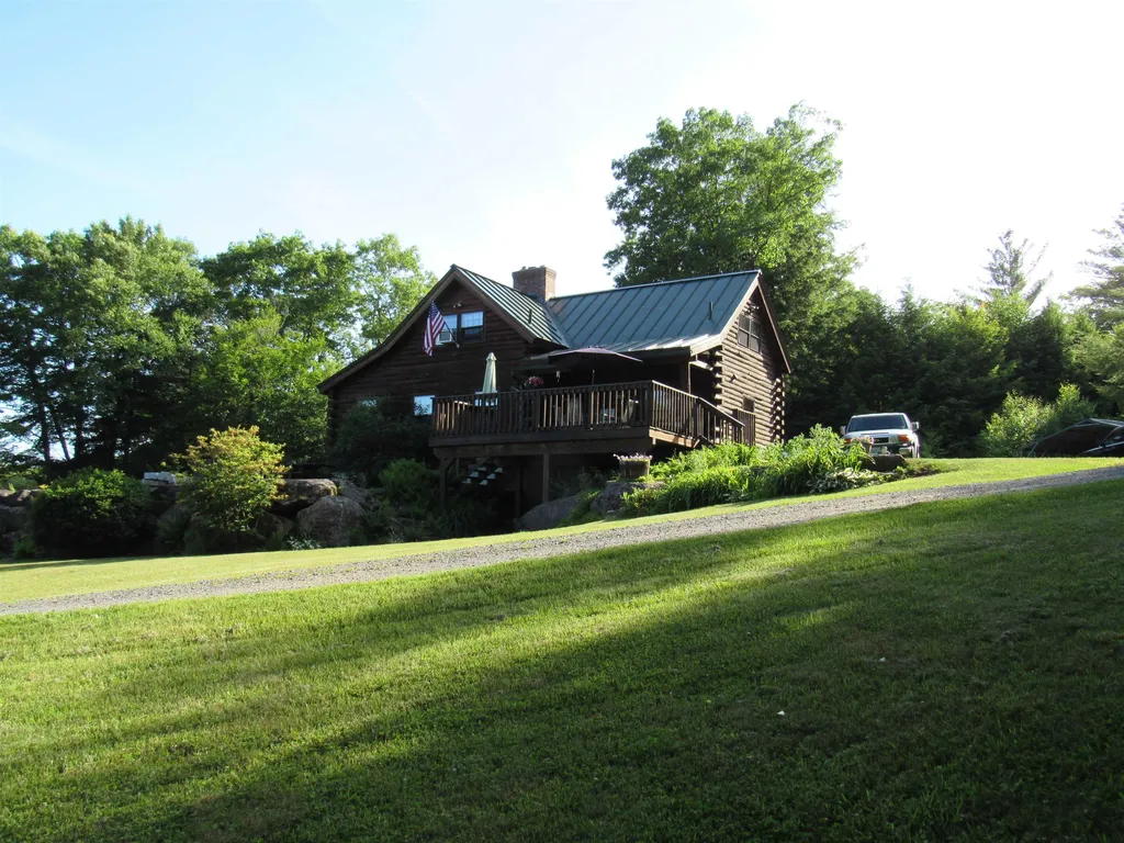 31 Oak Drive Gilsum NH 03448