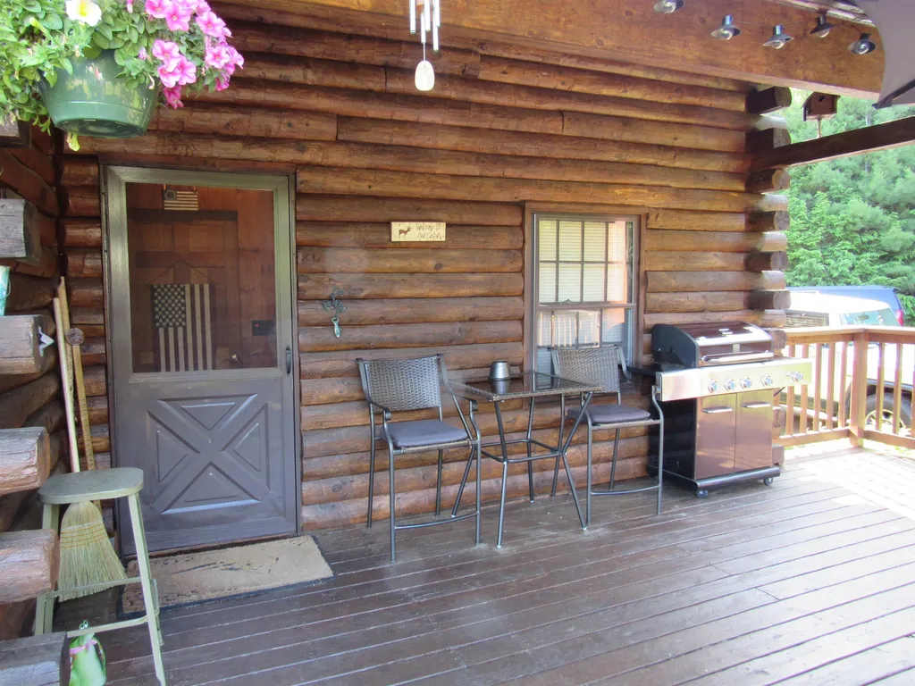31 Oak Drive Gilsum NH 03448