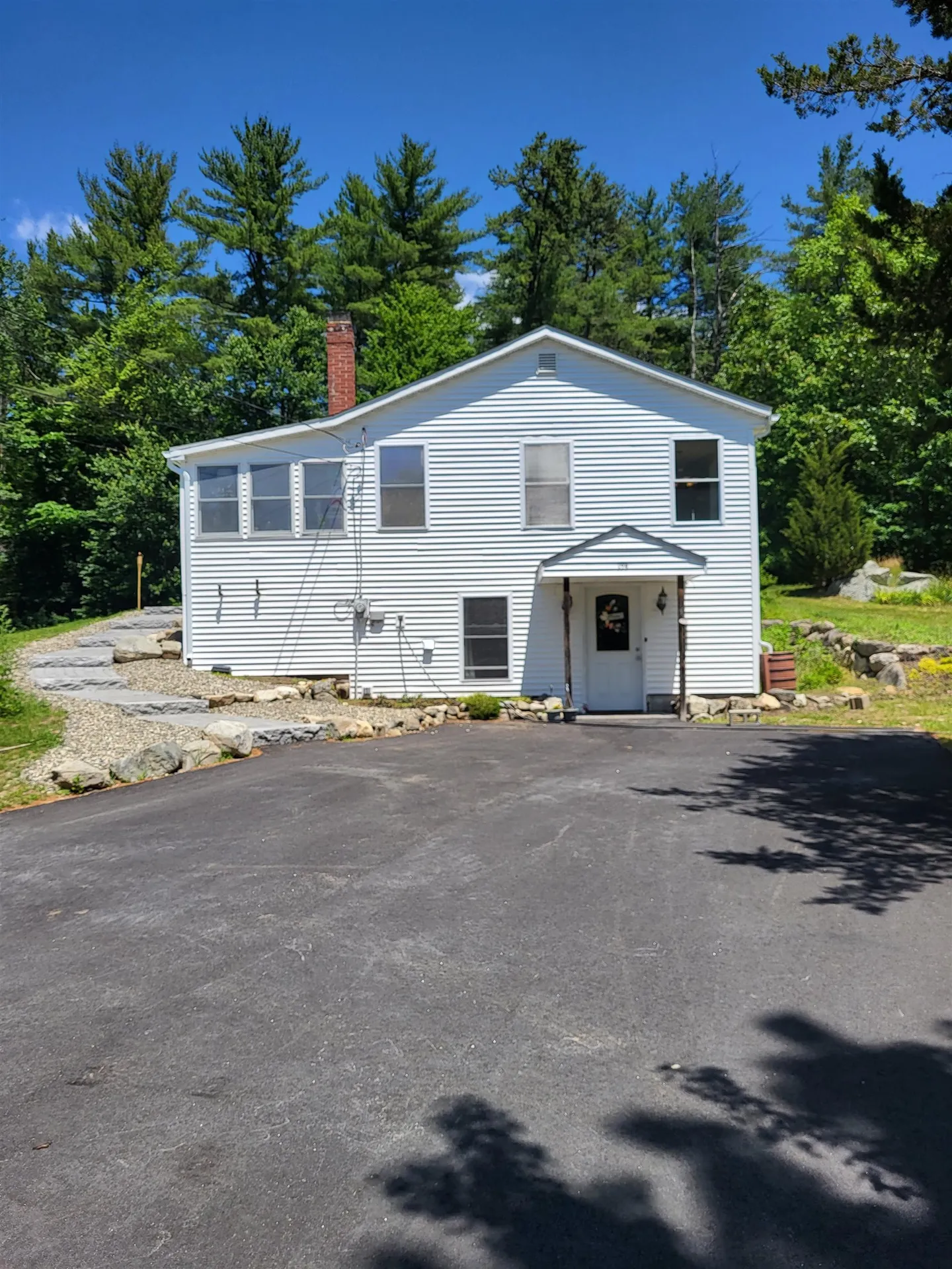 194 Main Street Fremont NH 03044