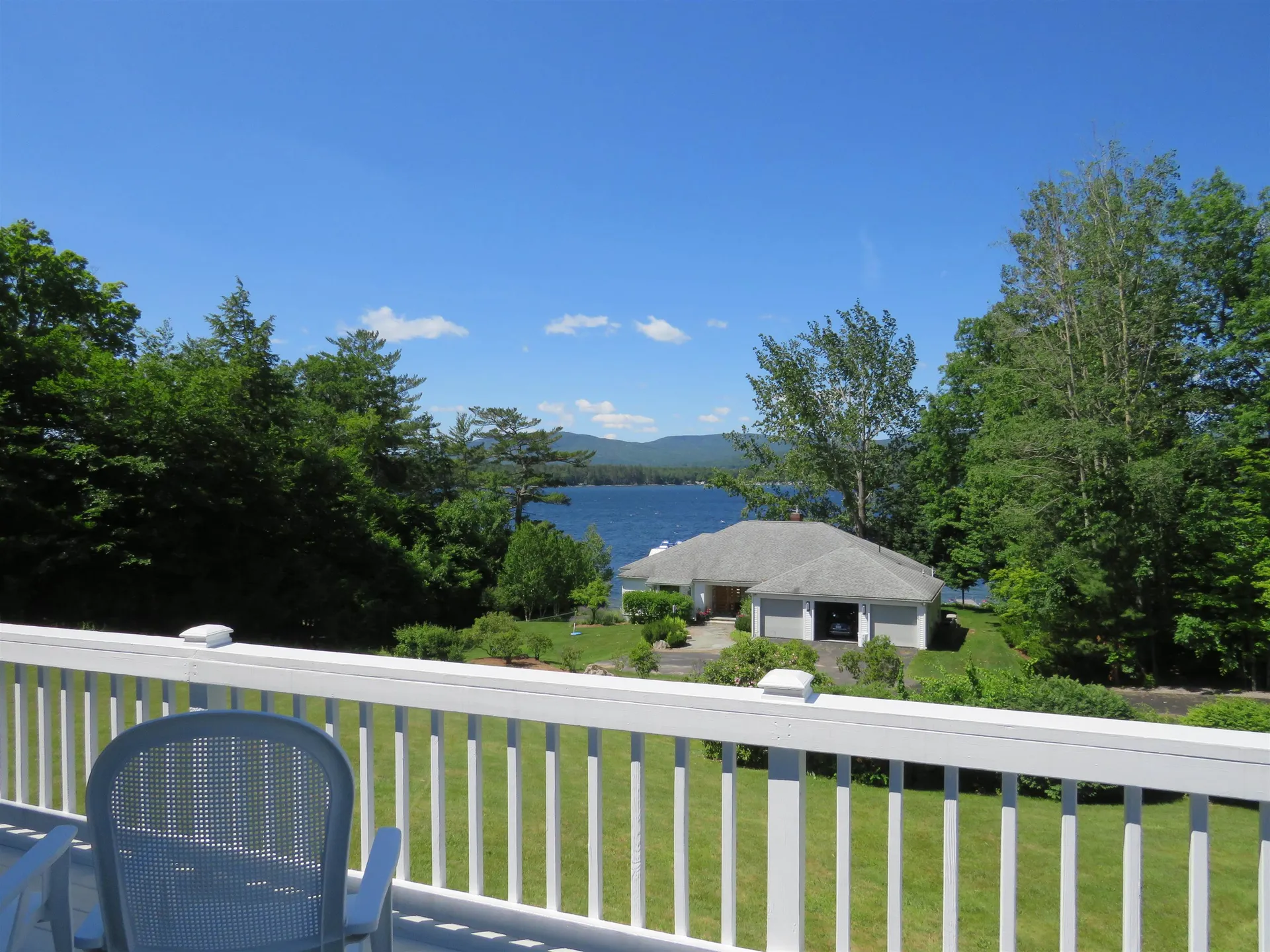 14 Iroquois Lane Bridgewater NH 03222