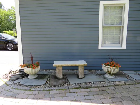 14 Iroquois Lane Bridgewater NH 03222