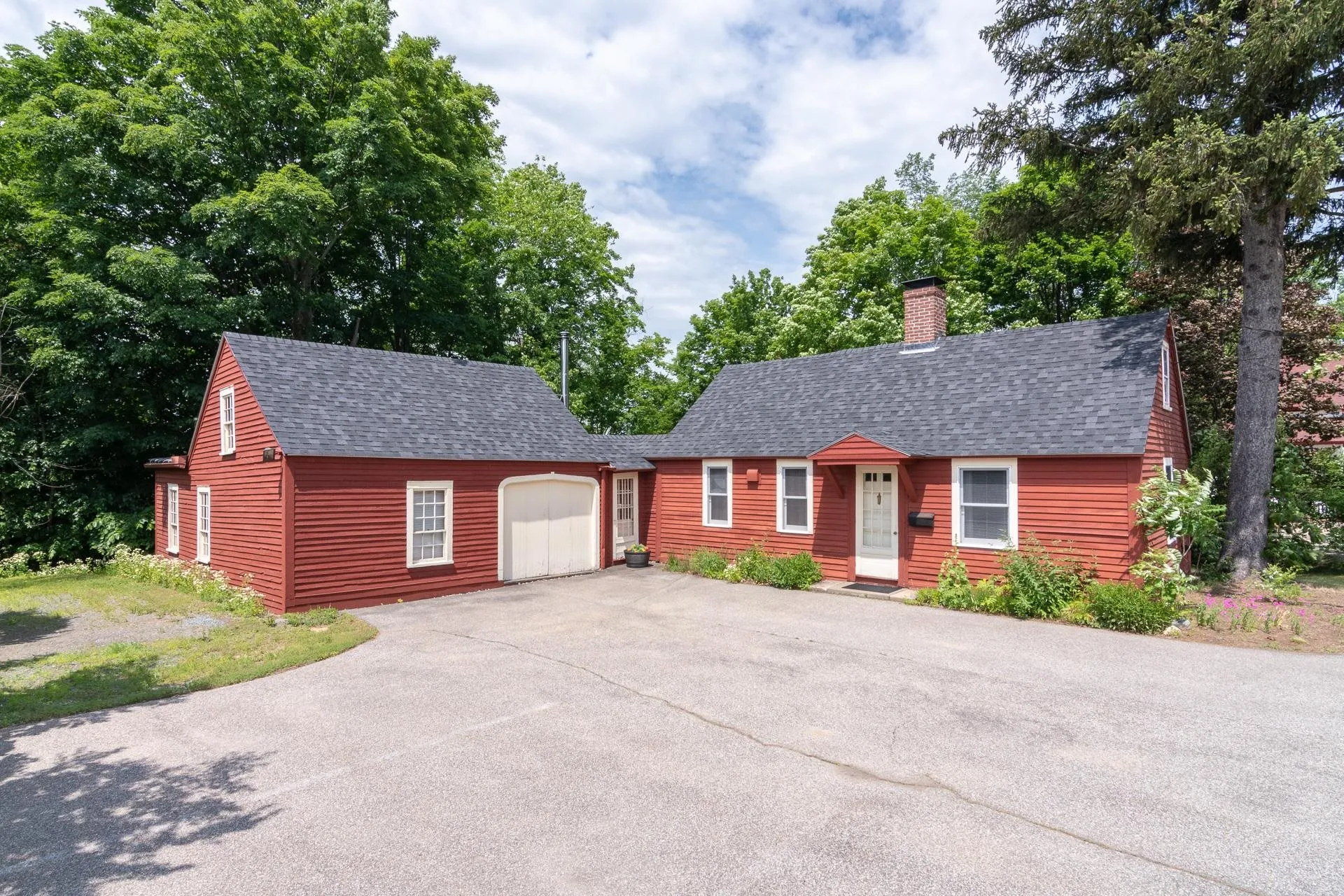 468 Union Avenue Laconia NH 03246