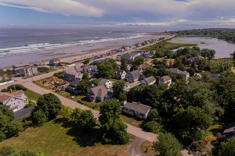 18 Baker Avenue Rye NH 03870