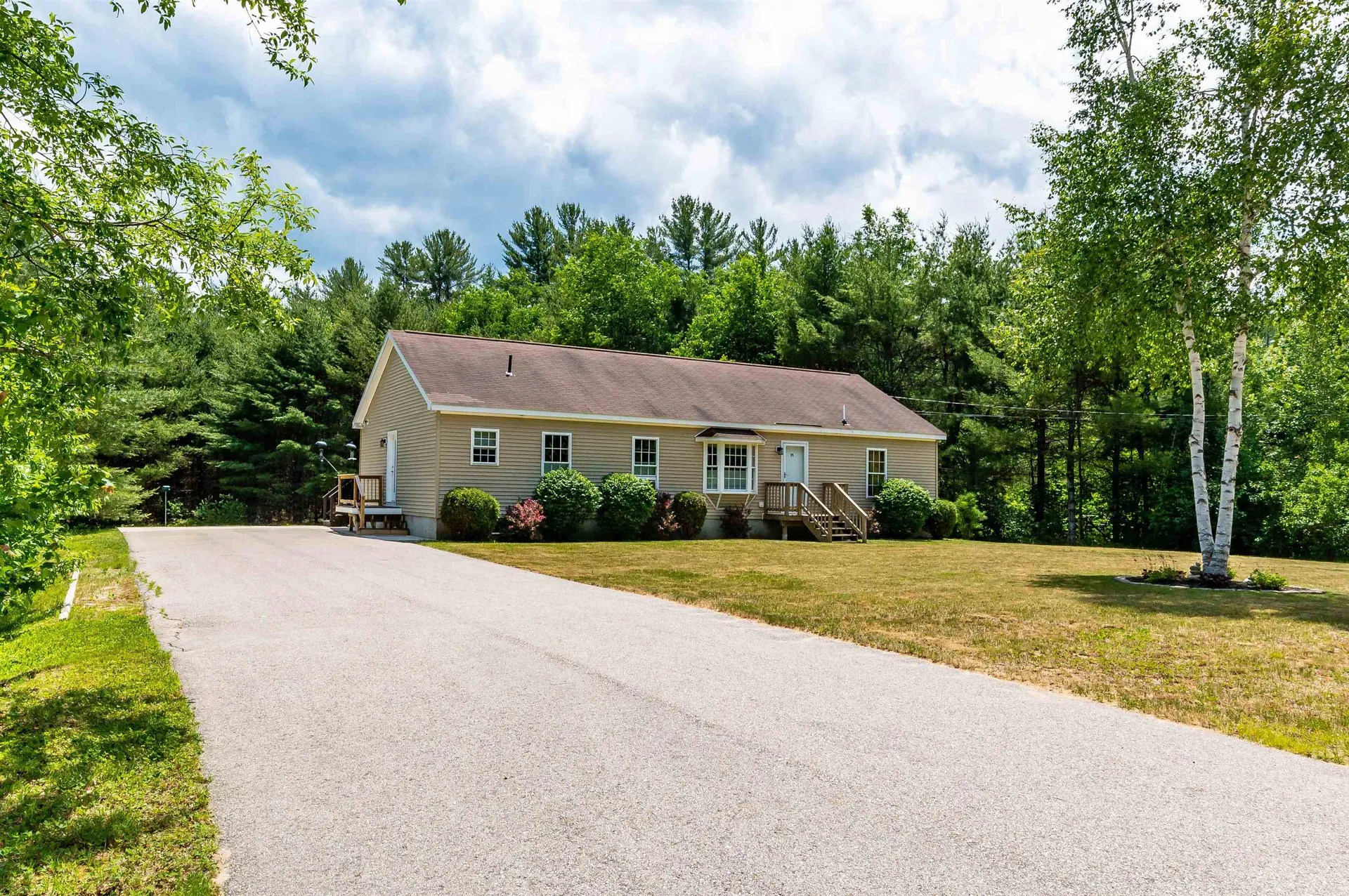 95 Bryant Mill Road Tamworth NH 03886