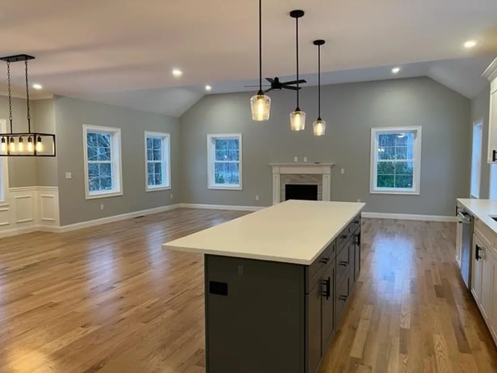 250 Broad Street Hollis NH 03049
