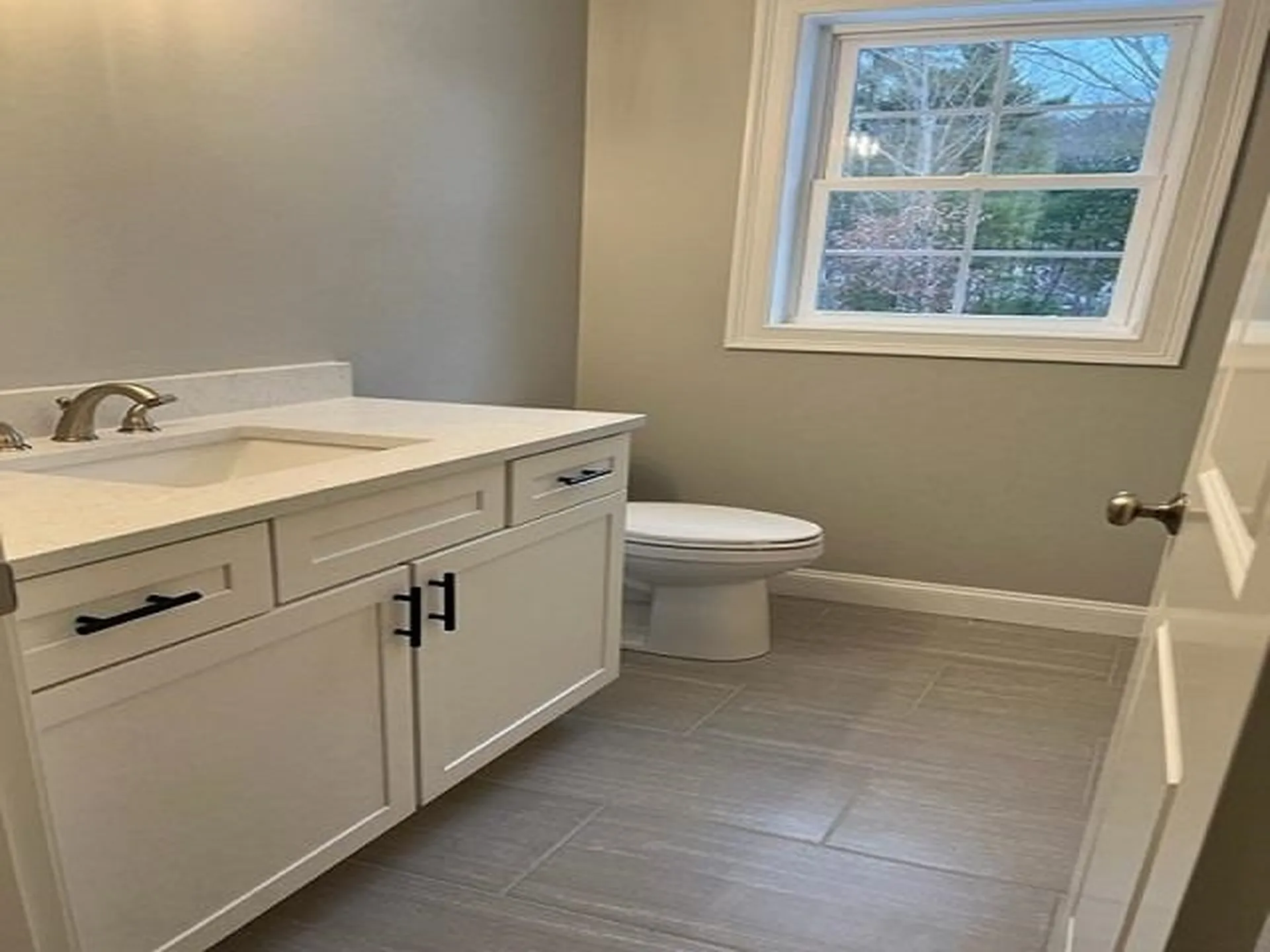 250 Broad Street Hollis NH 03049
