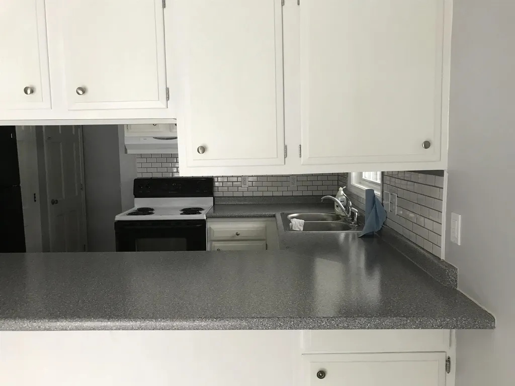 1 Hummingbird Lane Hooksett NH 03106