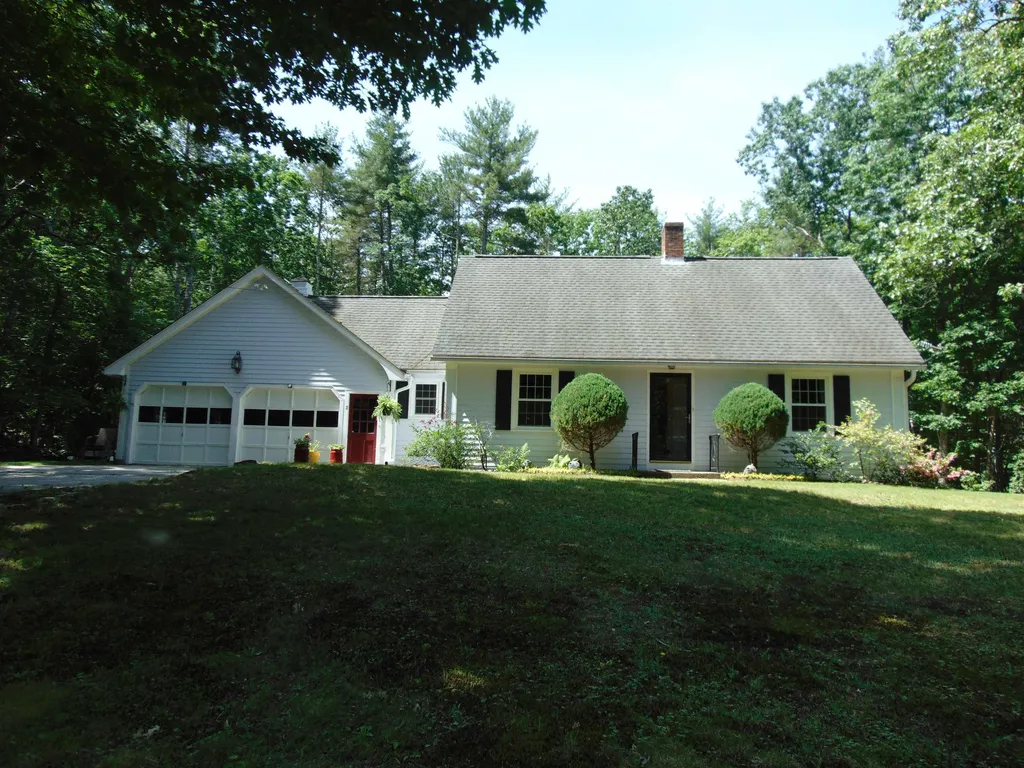 3 Chappell Drive Milford NH 03055