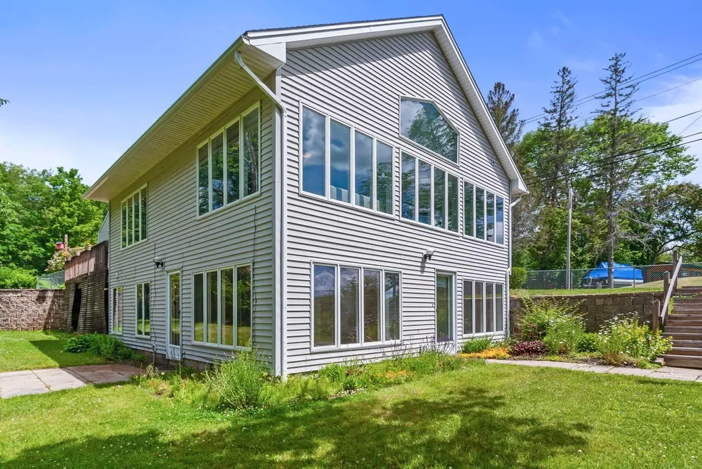 9 Payne Road Lebanon NH 03766
