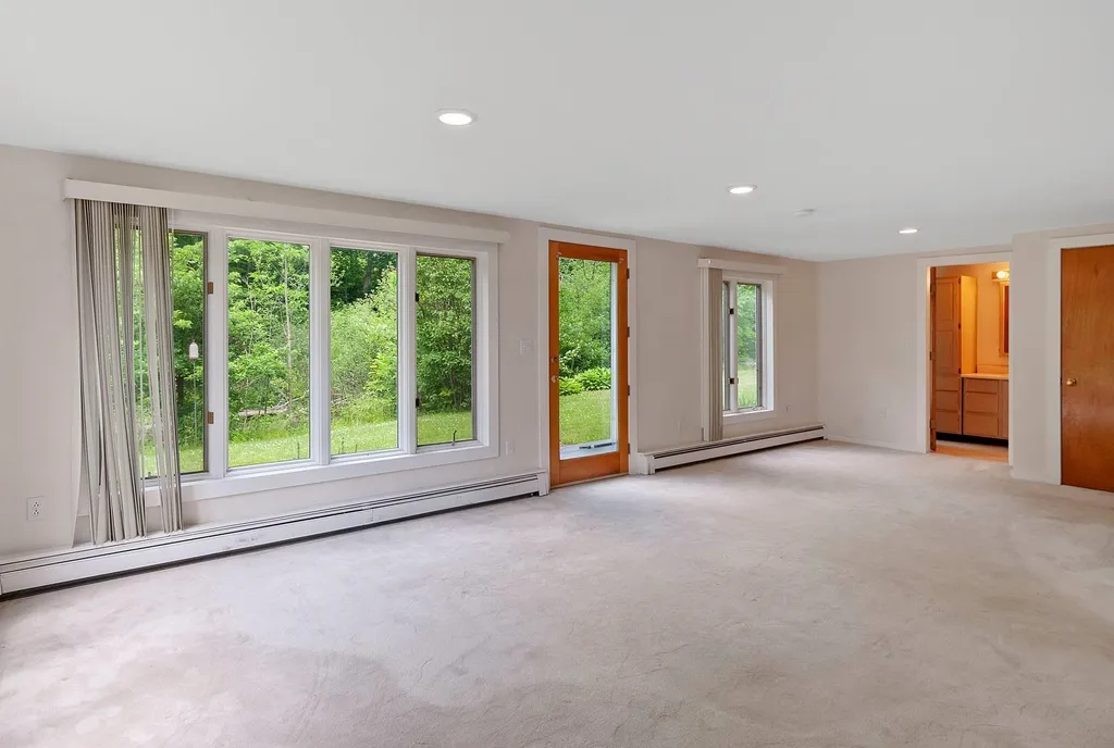 9 Payne Road Lebanon NH 03766