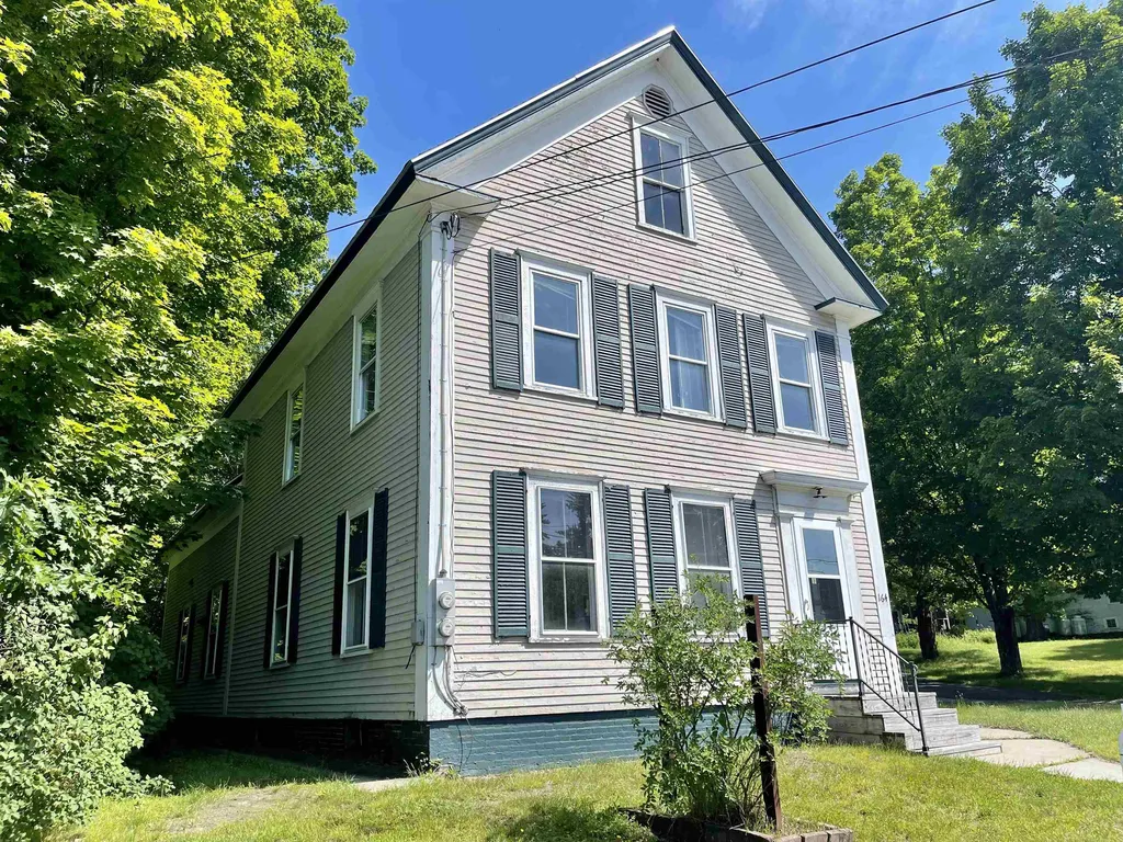 164 Pleasant Street Claremont NH 03743