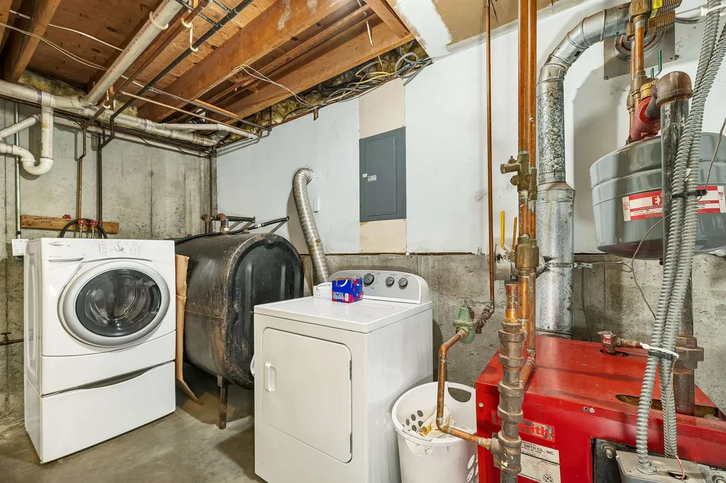 120 Locarno Street Moultonborough NH 03254