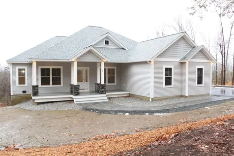 8 Carleton Road Mont Vernon NH 03057