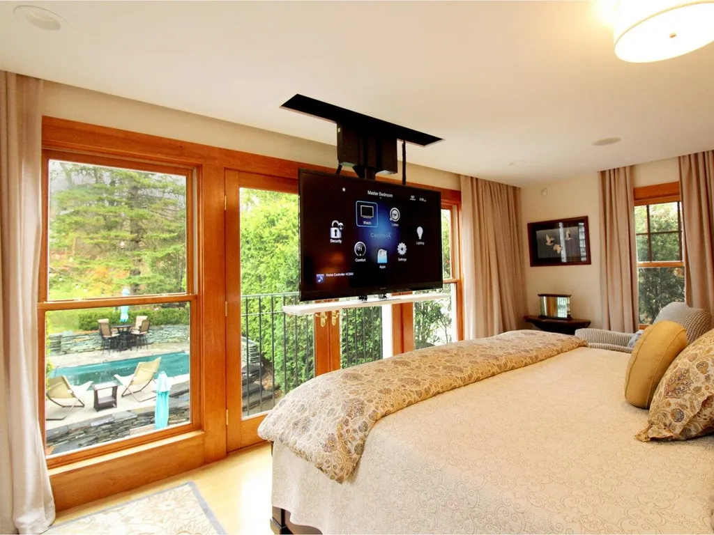 30 Perrotta Place Burlington VT 05401