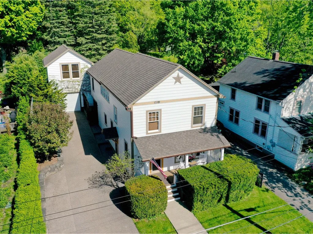 30 Perrotta Place Burlington VT 05401