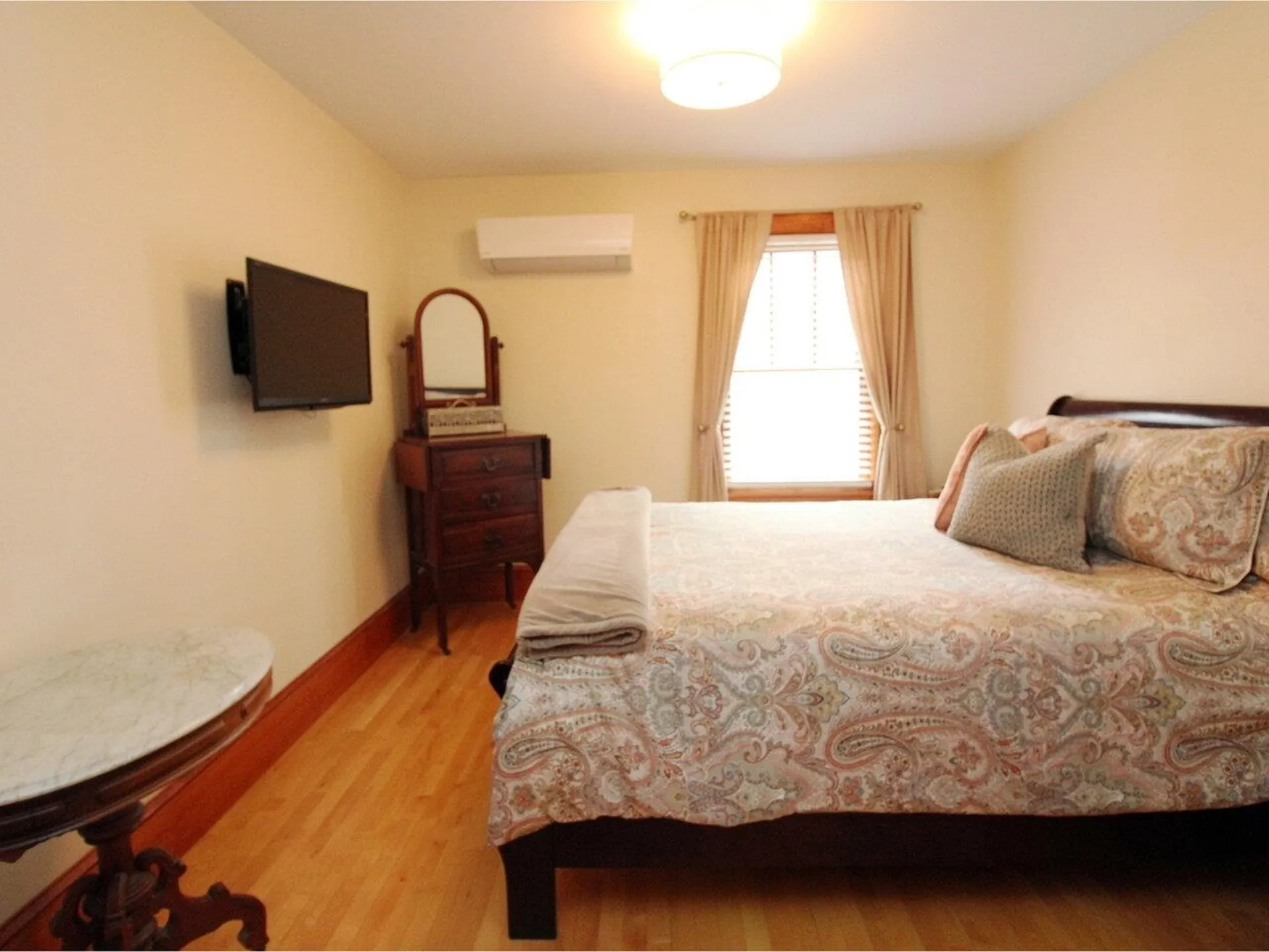 30 Perrotta Place Burlington VT 05401