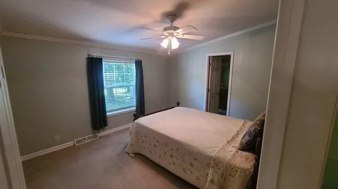15 Megan Place Claremont NH 03743