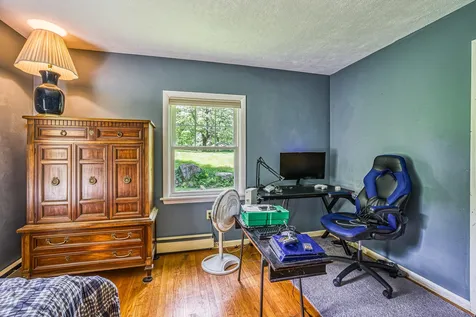 16 Knights Hill Road New London NH 03257
