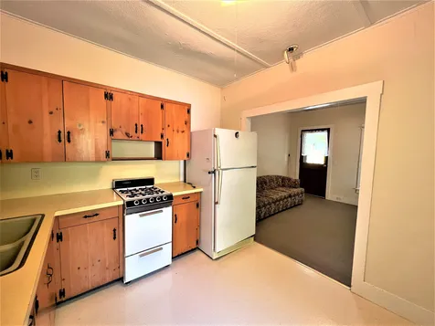 256 Depot Street Chester VT 05143