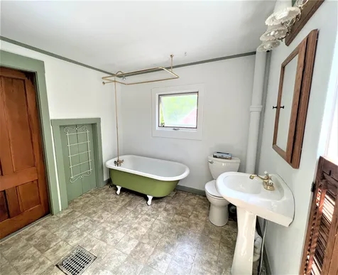 256 Depot Street Chester VT 05143