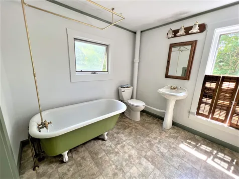 256 Depot Street Chester VT 05143