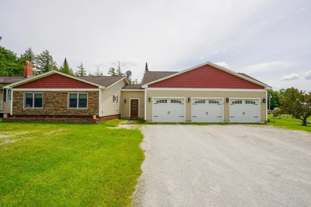 3668 Lake Road Franklin VT 05457