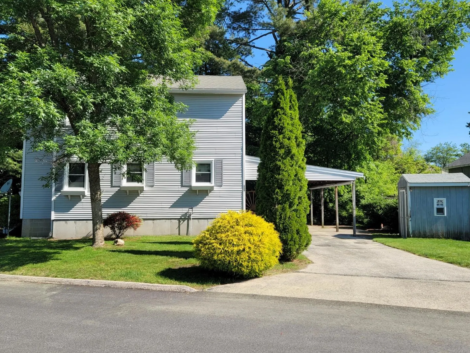 111 Farmer Street Manchester NH 03104