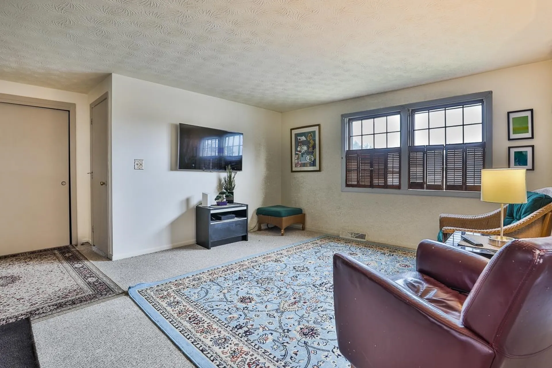 45 Pine Hill Avenue Nashua NH 03064