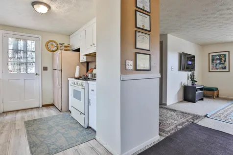 45 Pine Hill Avenue Nashua NH 03064