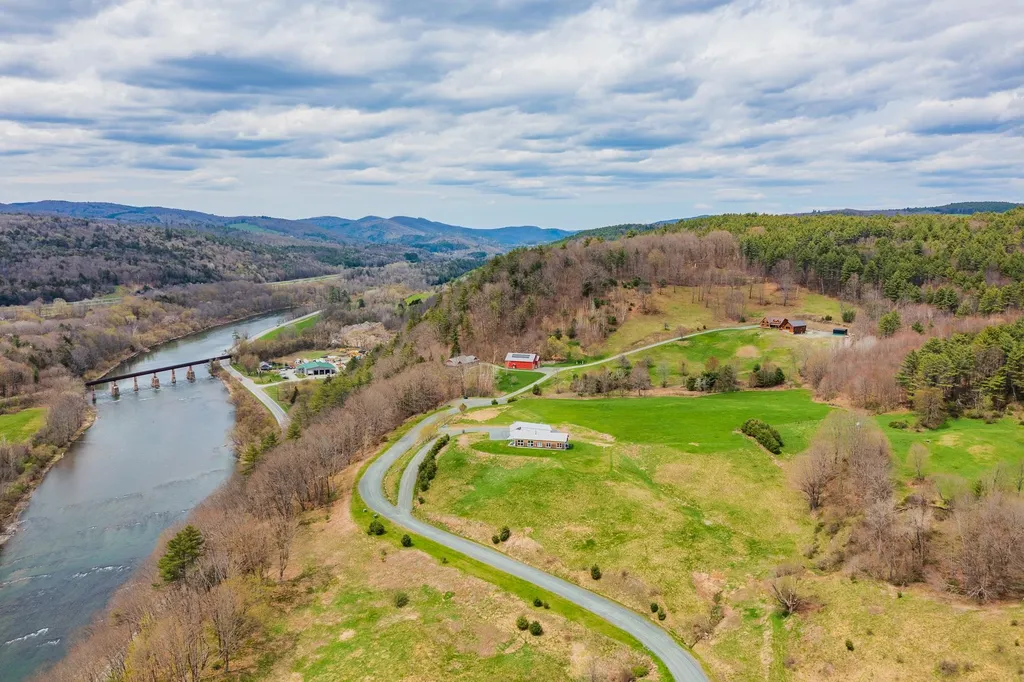 00 Mason Road Hartford VT 05001